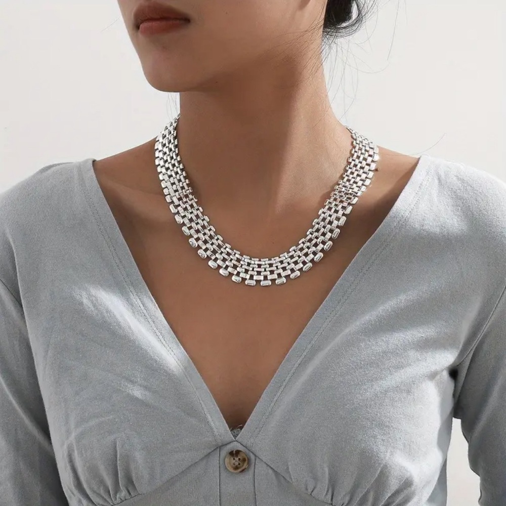 Exaggerated Hollow Chain Necklace Punk Hip-hop Style Silver Color Necklace
